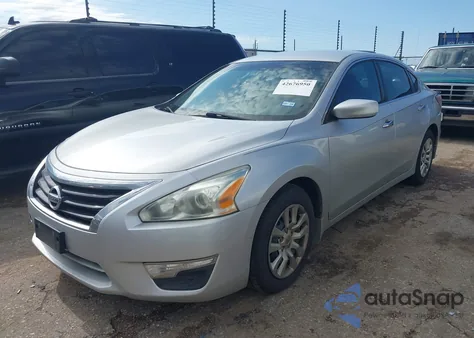 2015 Nissan Altima 2.5 S из США, поврежденный, VIN 1N4AL3AP1FC466297